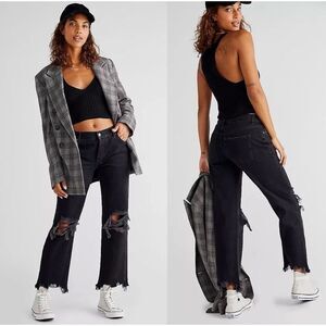 Free People Distressed Maggie Mid Rise Straight Leg Jeans Black Ankle Size 26